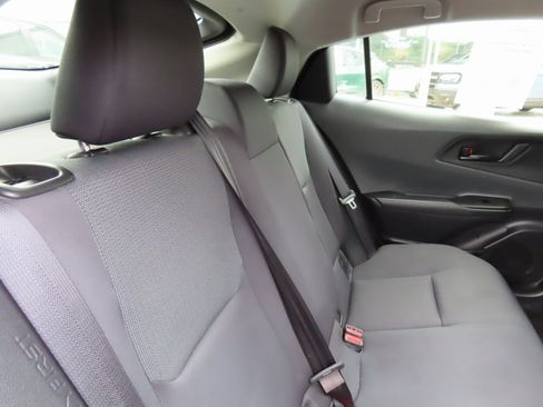 Used 2024 Toyota Prius LE image 31