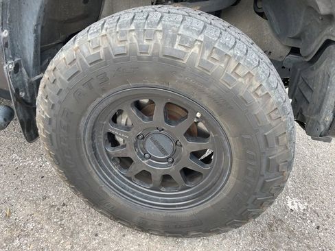 Used 2016 Toyota Tundra SR5 image 5