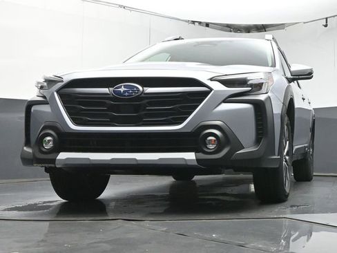 New 2025 Subaru Outback Touring w/ Popular Package #2 image 37
