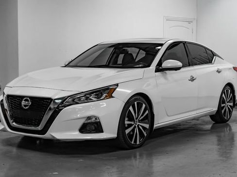 Used 2020 Nissan Altima 2.0 Platinum image 7
