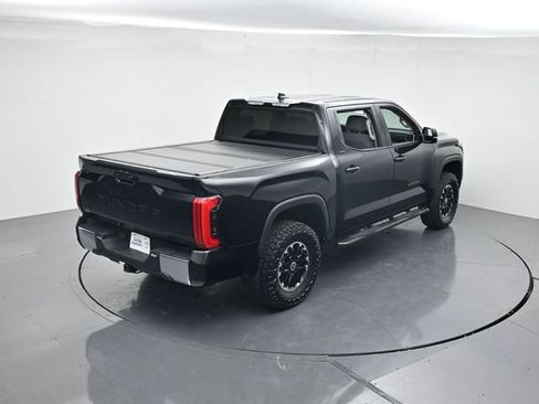 Used 2022 Toyota Tundra SR5 w/ TRD Off-Road Package AWD/4WD image 35