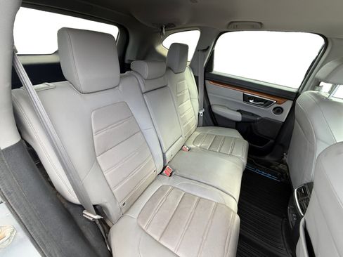Used 2017 Honda CR-V Touring image 18
