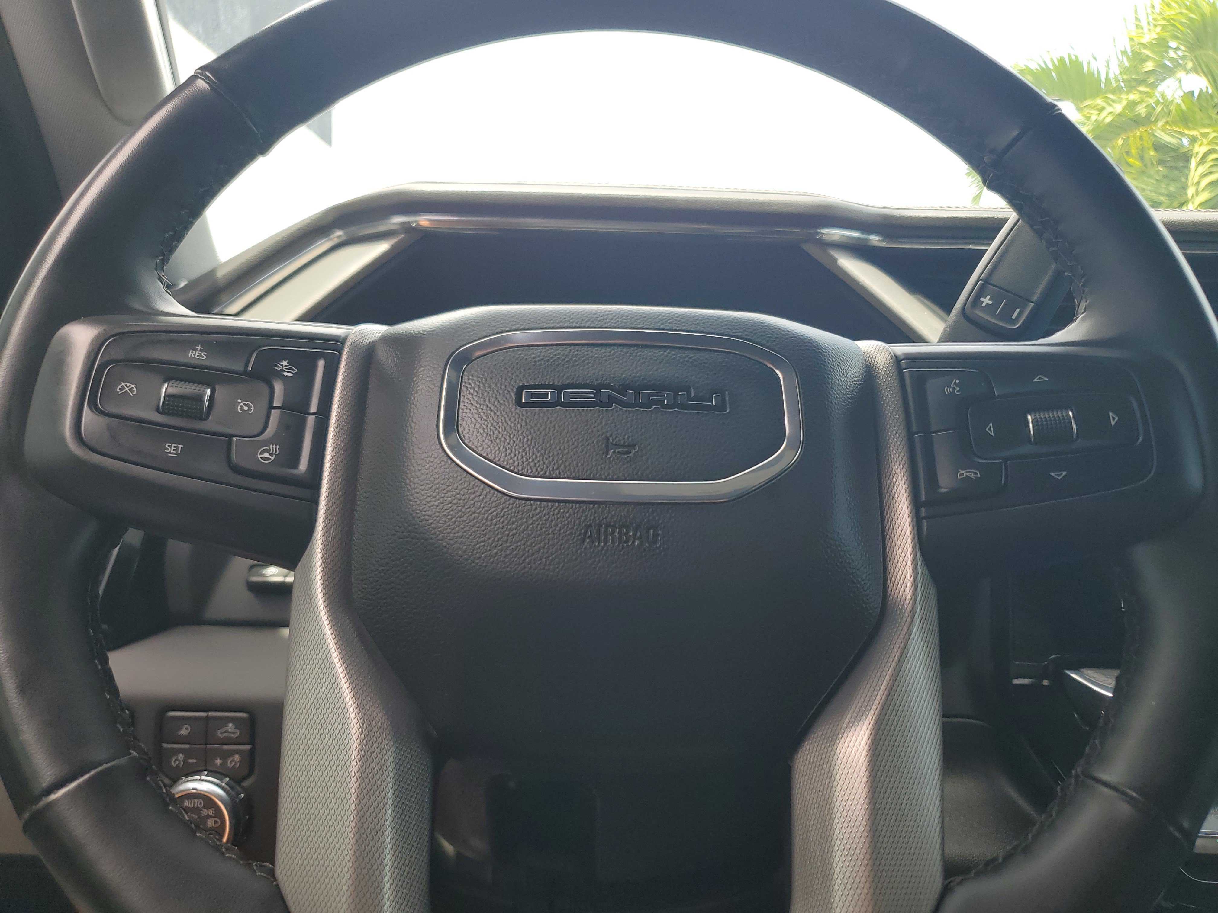 Certified 2025 GMC Sierra 2500 Denali w/ Denali Reserve Package AWD/4WD image 23