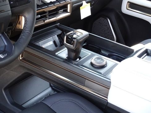 New 2025 GMC Hummer EV 3X w/ Extreme Off-Road Package image 34