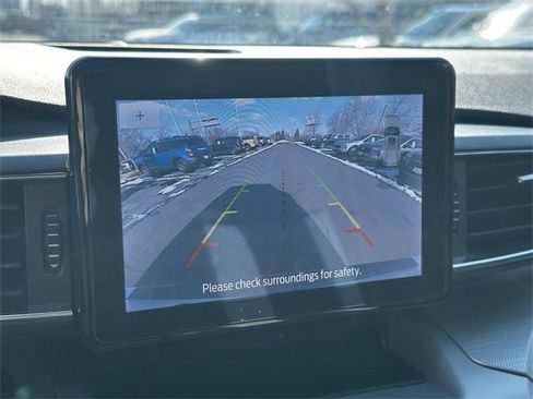 Certified 2022 Ford Explorer XLT w/ Equipment Group 202A image 22