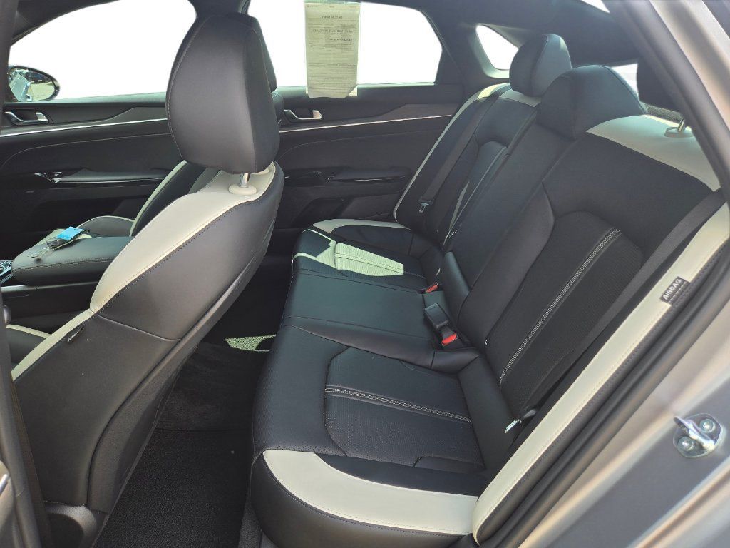 Certified 2025 Kia K5 GT-Line w/ GT-Line Premium Package FWD image 19