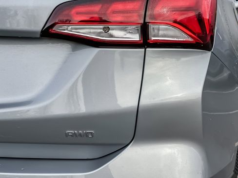 Used 2024 Chevrolet Equinox LS image 27