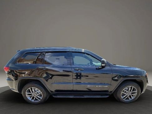 Used 2020 Jeep Grand Cherokee Limited AWD/4WD image 4