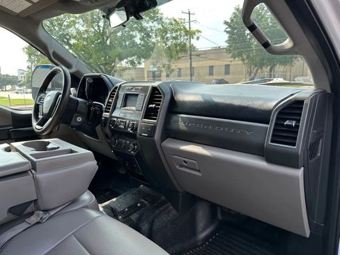 Used 2019 Ford F250 XL w/ Power Equipment Group image 15