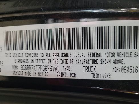 Used 2015 RAM 1500 Express AWD/4WD image 33