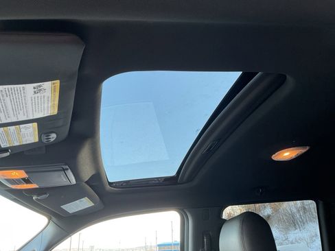 Used 2014 Ford F150 Platinum image 27