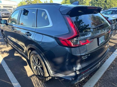 Used 2023 Honda CR-V Sport Touring image 2