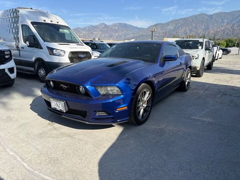 Used 2013 Ford Mustang GT Premium w/ Brembo Brake Pkg RWD image 4