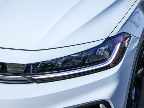 New 2026 Volkswagen Jetta SE image 17