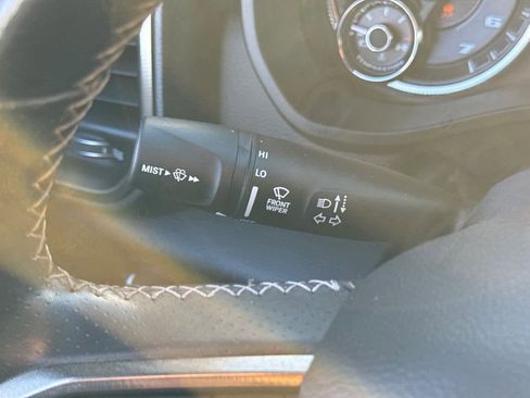 Used 2020 RAM 1500 Rebel image 17