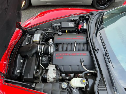 Used 2006 Chevrolet Corvette Convertible w/ Preferred Equipment Group image 16