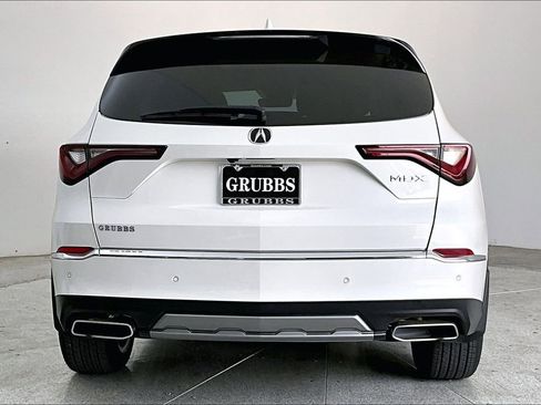 Certified 2026 Acura MDX FWD w/ Technology Package image 4