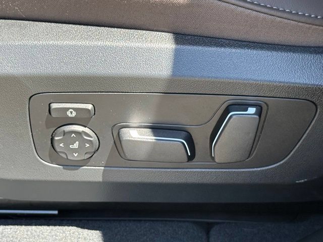 Used 2026 BMW X3 xDrive30i w/ M Sport Package AWD/4WD image 21