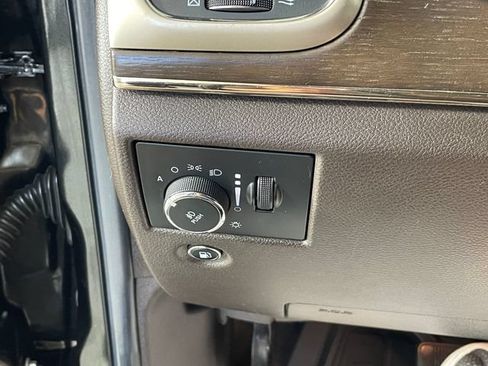 Used 2014 Jeep Grand Cherokee Summit AWD/4WD image 15