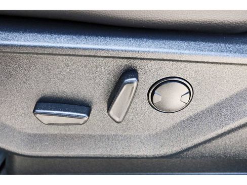 Used 2025 Ford F150 Lariat w/ FX4 Off-Road Package AWD/4WD image 26