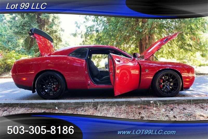 Used 2015 Dodge Challenger SRT Hellcat RWD image 29