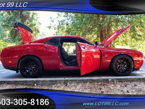 Used 2015 Dodge Challenger SRT Hellcat RWD image 29