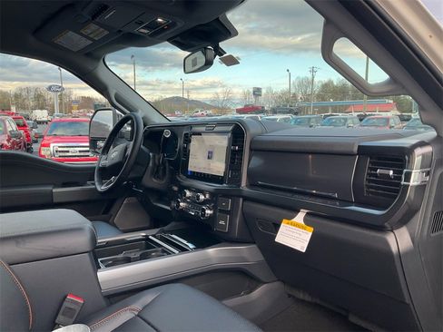 New 2026 Ford F250 Lariat w/ Chrome Package image 11