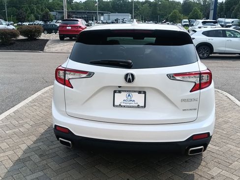 Used 2024 Acura RDX SH-AWD image 4