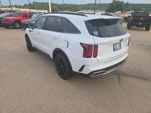 Used 2021 Kia Sorento SX FWD image 5