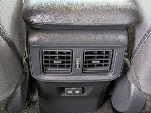 Used 2025 Toyota RAV4 XLE w/ Weather Package AWD/4WD image 16