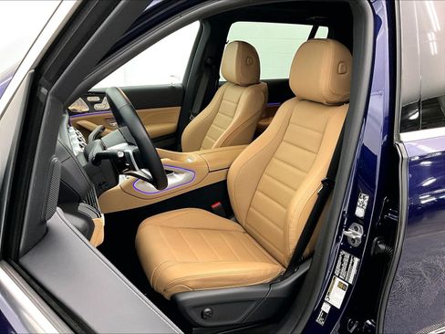 Used 2026 Mercedes-Benz GLS 450 4MATIC image 16