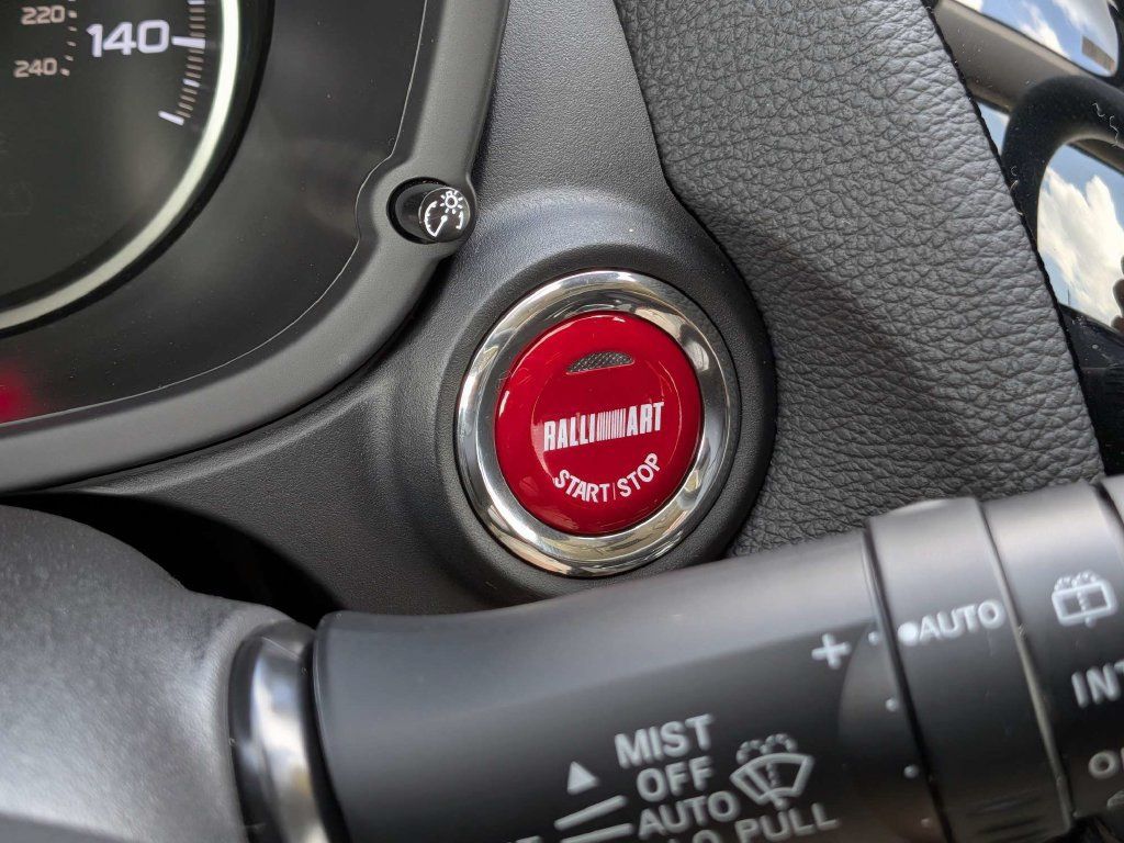 Used 2026 Mitsubishi Eclipse Cross Ralliart AWD/4WD image 27