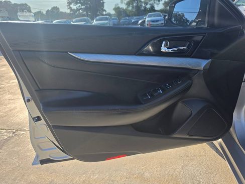 Used 2016 Nissan Maxima 3.5 S FWD image 13