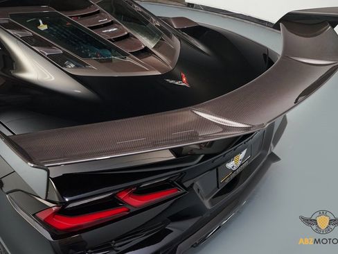 Used 2026 Chevrolet Corvette ZR1 w/ ZR1 Carbon Fiber Aero Package image 12