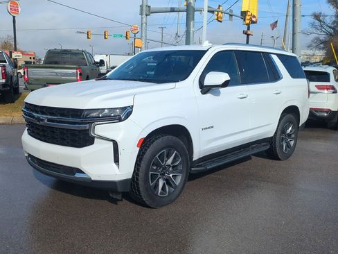 Used 2022 Chevrolet Tahoe LS w/ Driver Alert Package image 4