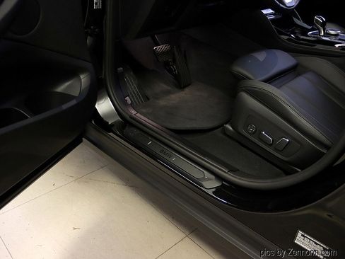 Certified 2025 BMW X4 xDrive30i image 27