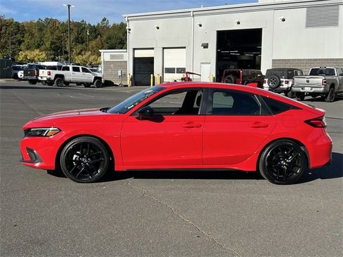 Used 2024 Honda Civic Sport image 10