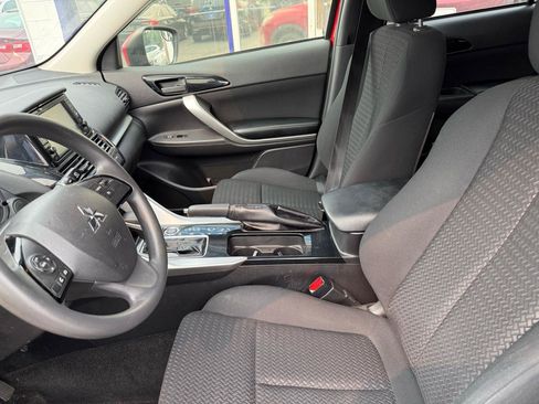 Used 2022 Mitsubishi Eclipse Cross ES AWD/4WD image 9