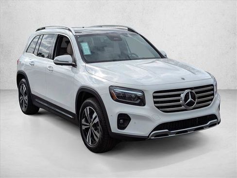 Used 2026 Mercedes-Benz GLB 250 image 5