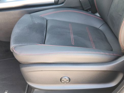 Certified 2025 Mercedes-Benz GLA 250 image 16