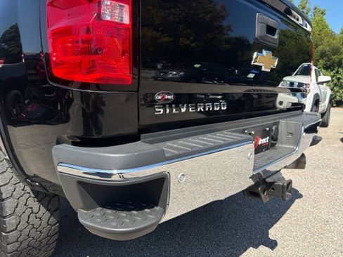 Used 2015 Chevrolet Silverado 2500 LTZ w/ Duramax Plus Package AWD/4WD image 16