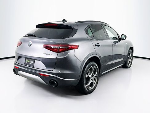 Used 2022 Alfa Romeo Stelvio Ti image 9