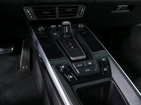 Certified 2025 Porsche 911 Carrera 4 GTS image 19