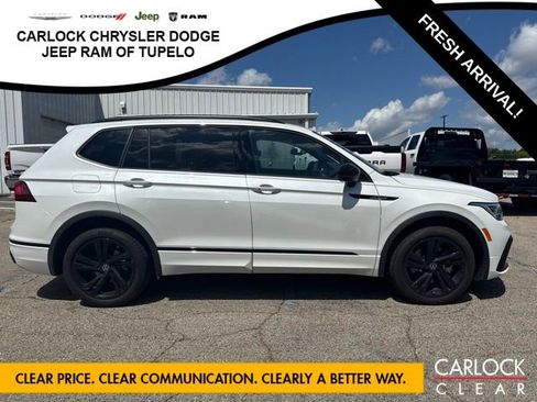 Used 2024 Volkswagen Tiguan SE R-Line FWD image 5