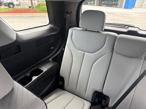 Certified 2024 Hyundai Palisade SEL AWD/4WD image 22