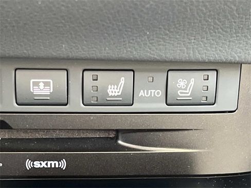 Used 2021 Lexus ES 350 Ultra Luxury w/ Accessory Package 2 image 39