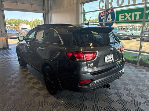 Used 2019 Kia Sorento S AWD/4WD image 4