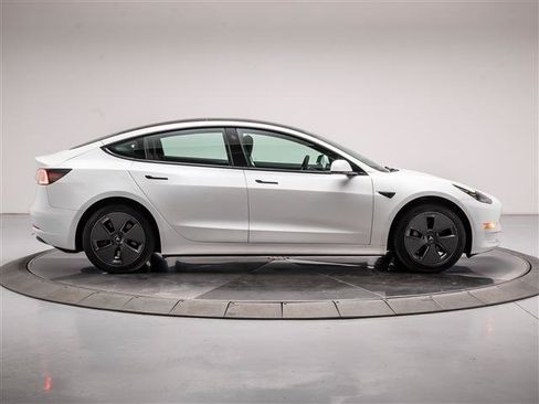 Used 2023 Tesla Model 3 Standard Range RWD image 6
