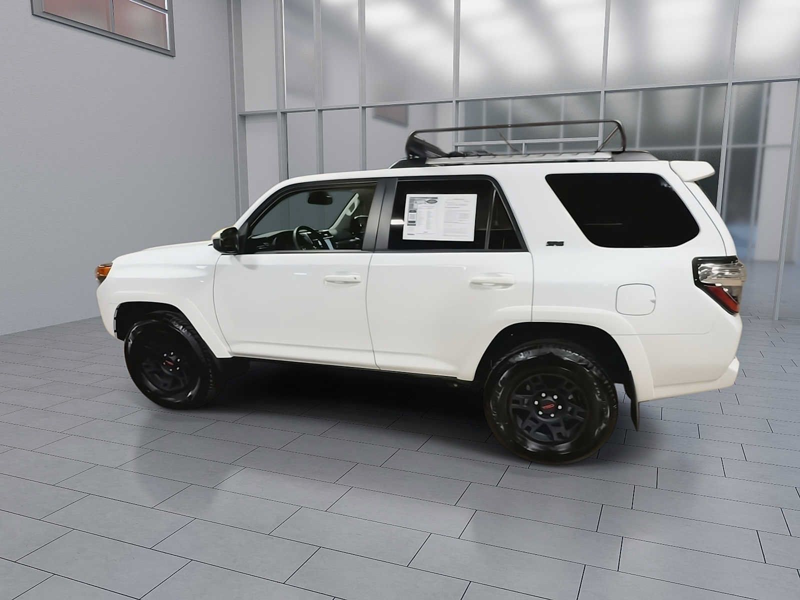 Certified 2024 Toyota 4Runner SR5 AWD/4WD image 6