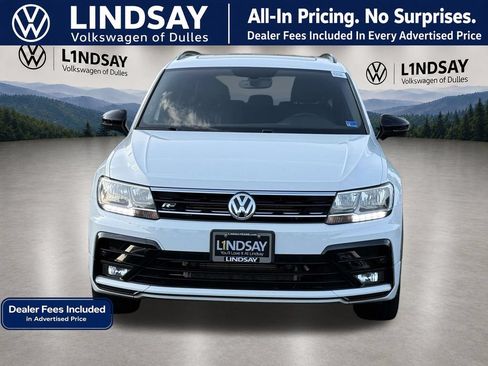 Used 2020 Volkswagen Tiguan SE R-Line w/ 3rd Row Seat Package AWD/4WD image 3